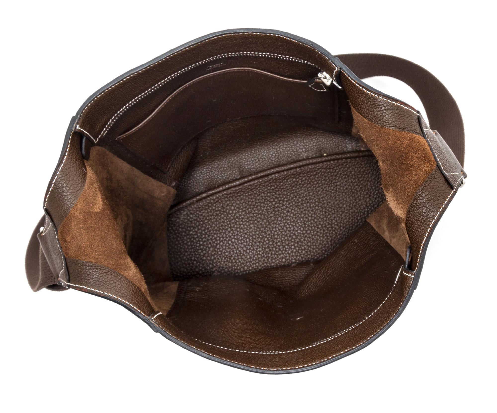 An Hermes Noisette Good News PM Handbag, 11" x 10" x 5".