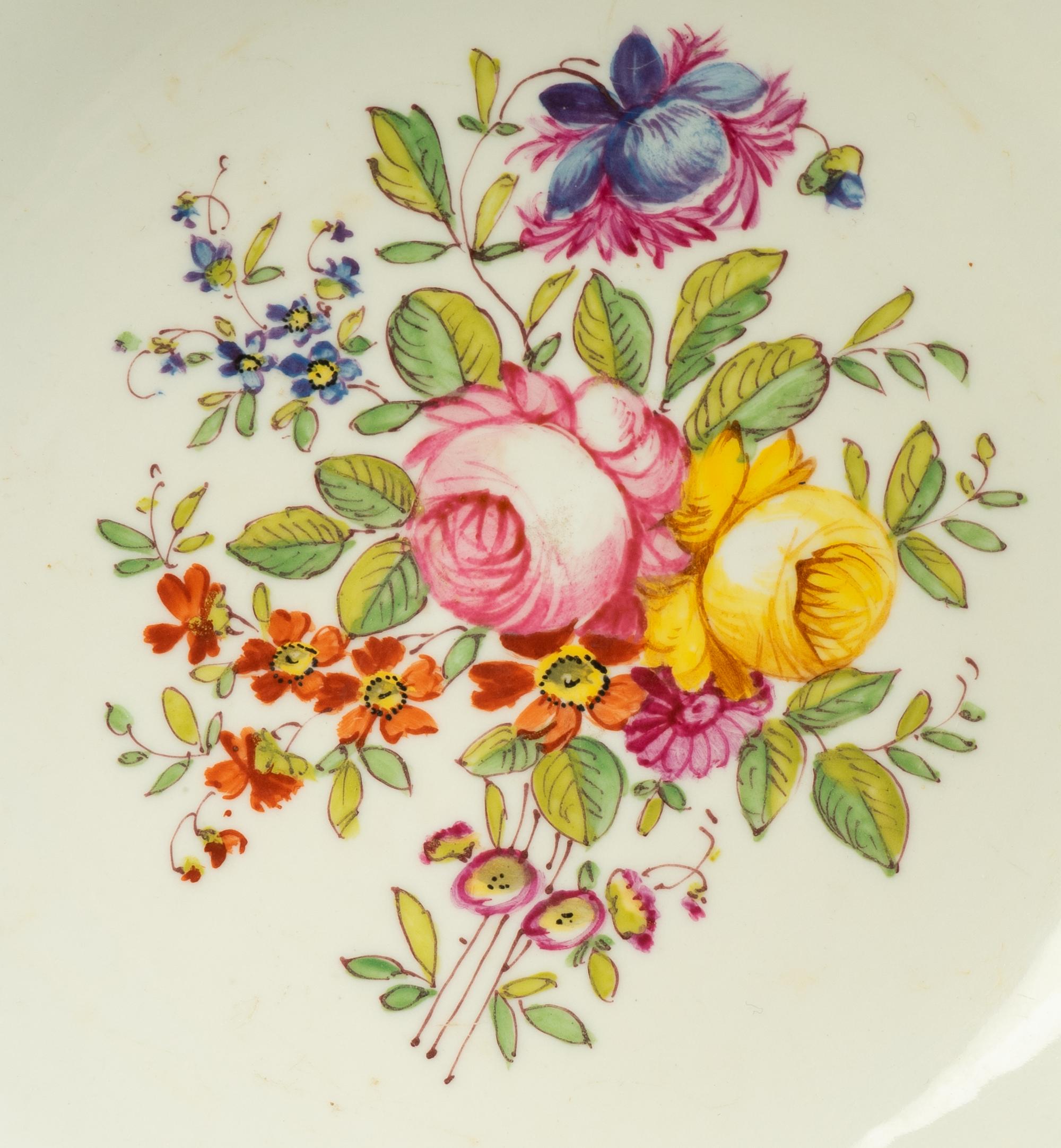 A Chelsea Porcelain Gold Anchor Period Bowl — 18TH CENTURY