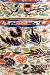 An English Porcelain Soup Tureen