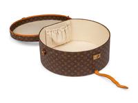 Louis Vuitton, Monogram Boîte Chapeau Ronde 50