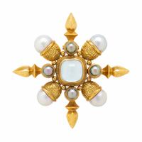 Aquamarine, Cultured Pearl, and Yellow Gold Brooch