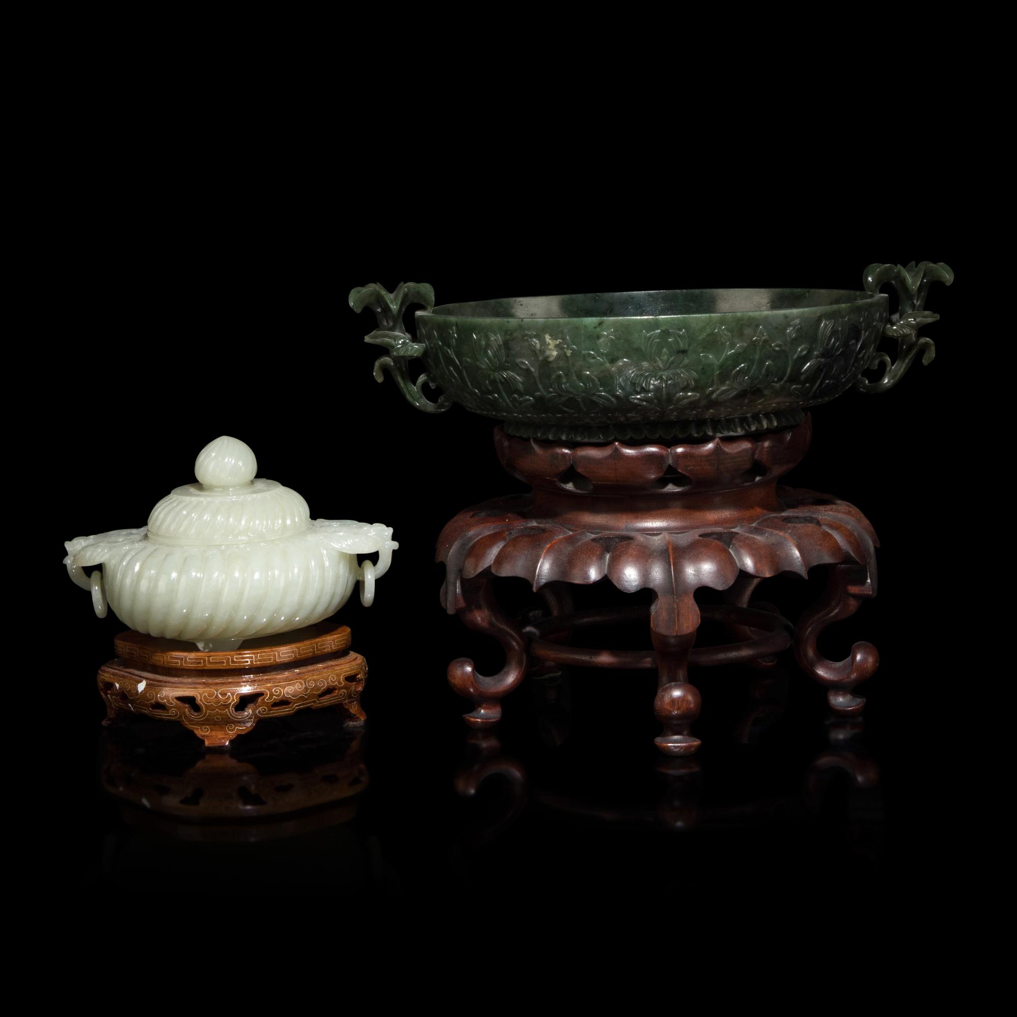Two Chinese Jade Vessels, 20th Century 近代 碧玉雙耳洗及青白玉香爐