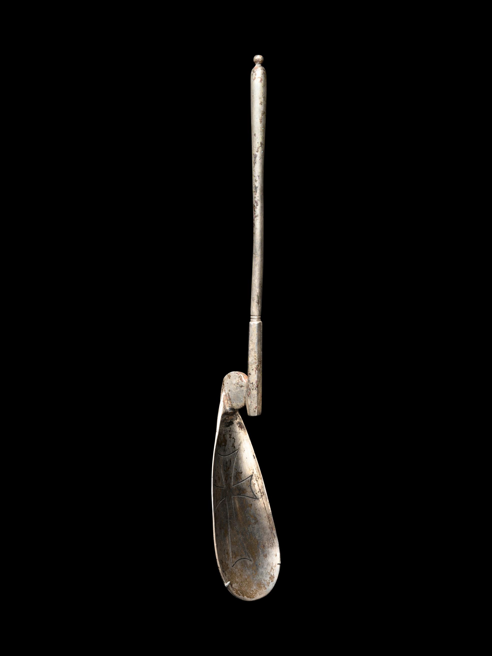 A Byzantine Silver Spoon with an Incised Cross