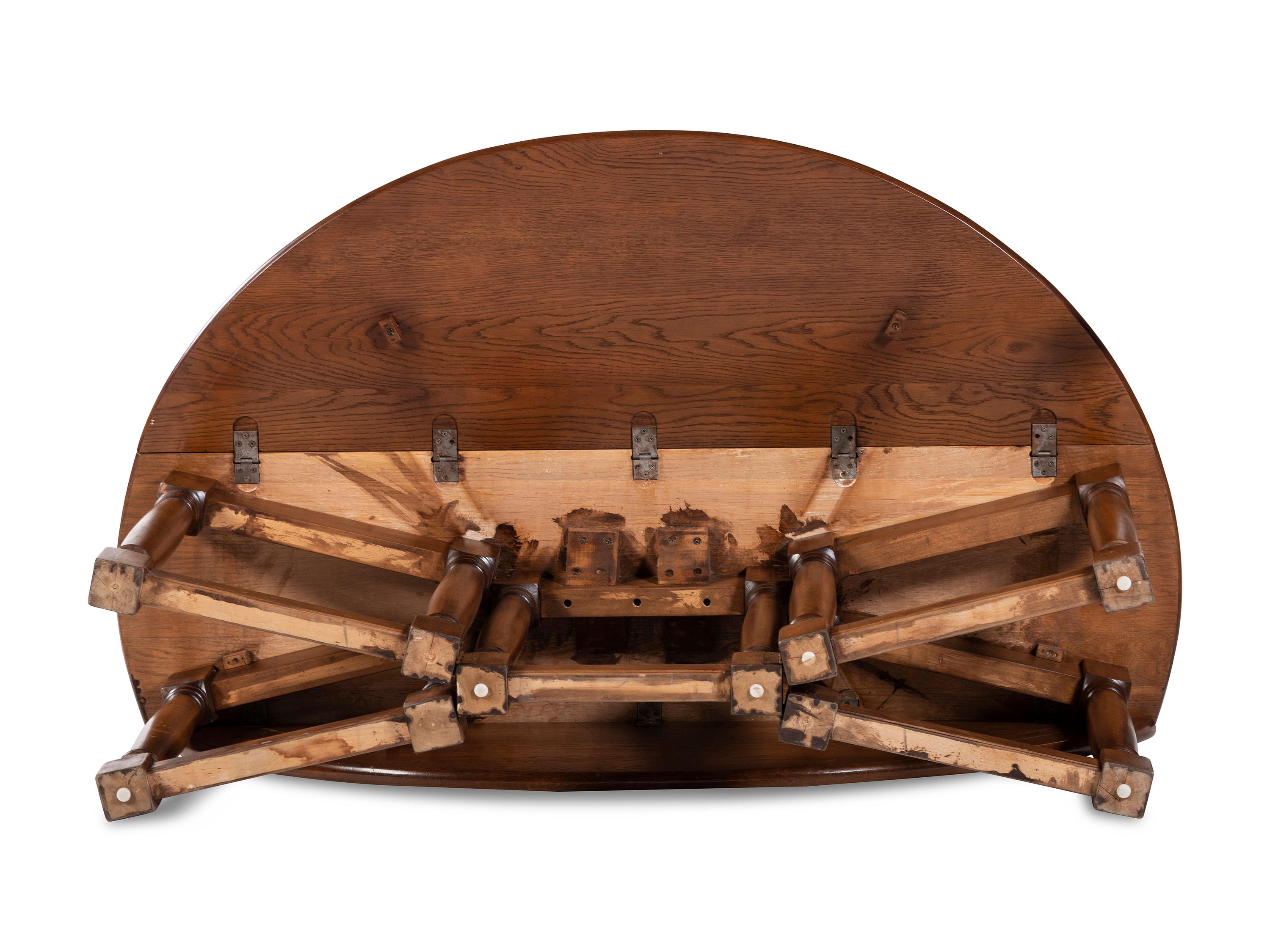 An English or Irish Oak Wake Table