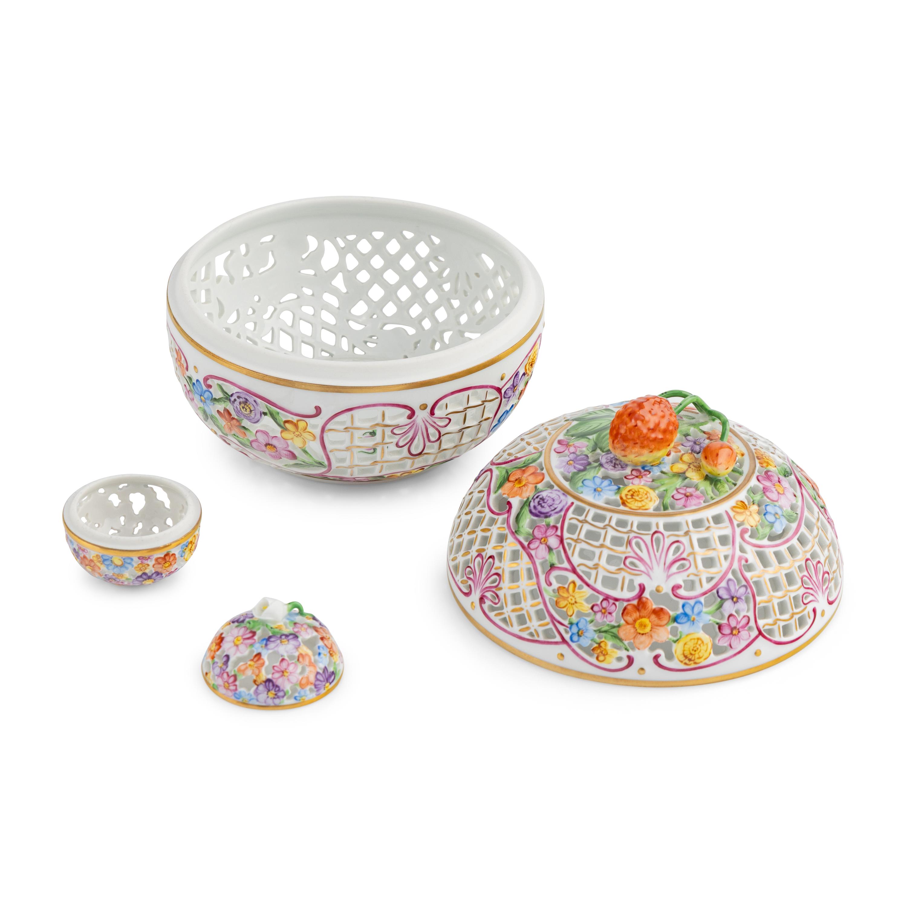 Two Pairs of Herend Reticulated Porcelain Boxes