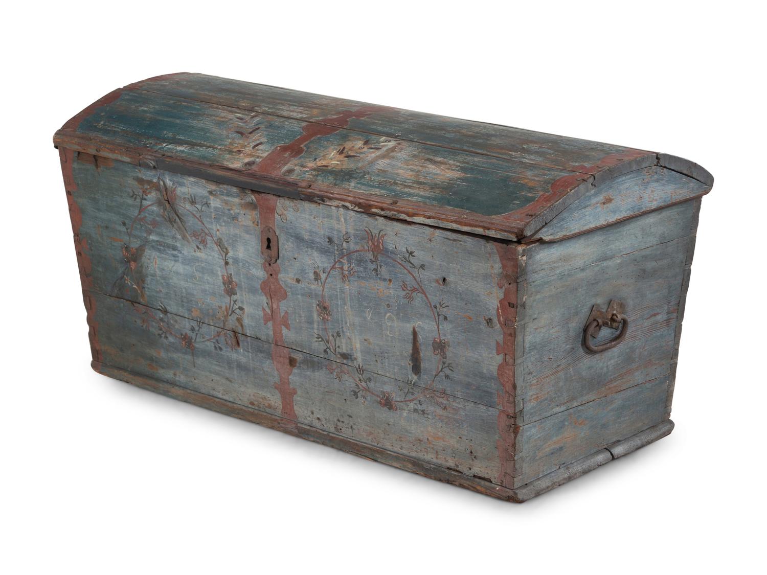 A Northern European Painted Trunk