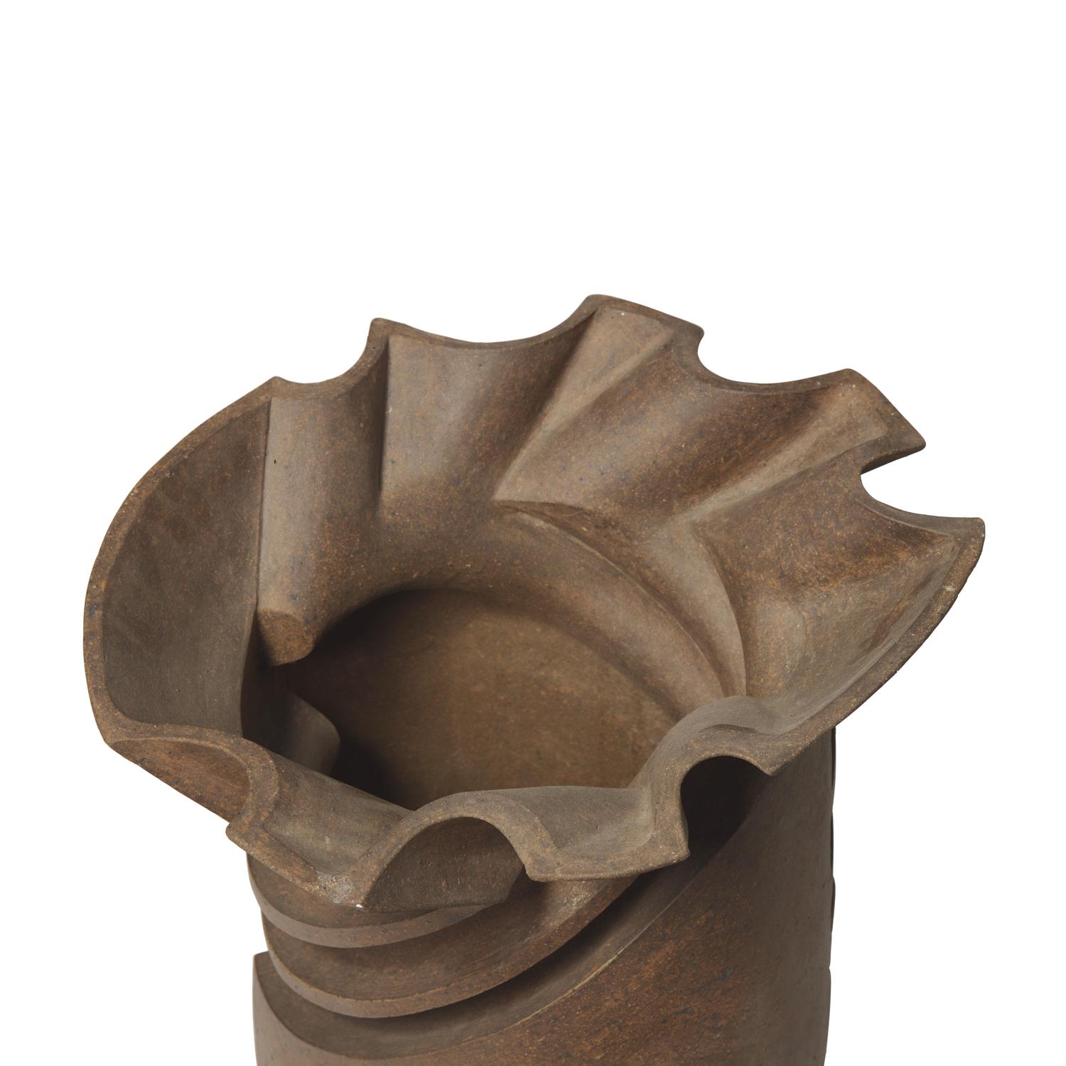 Vertical Floor Pot USA, 1972