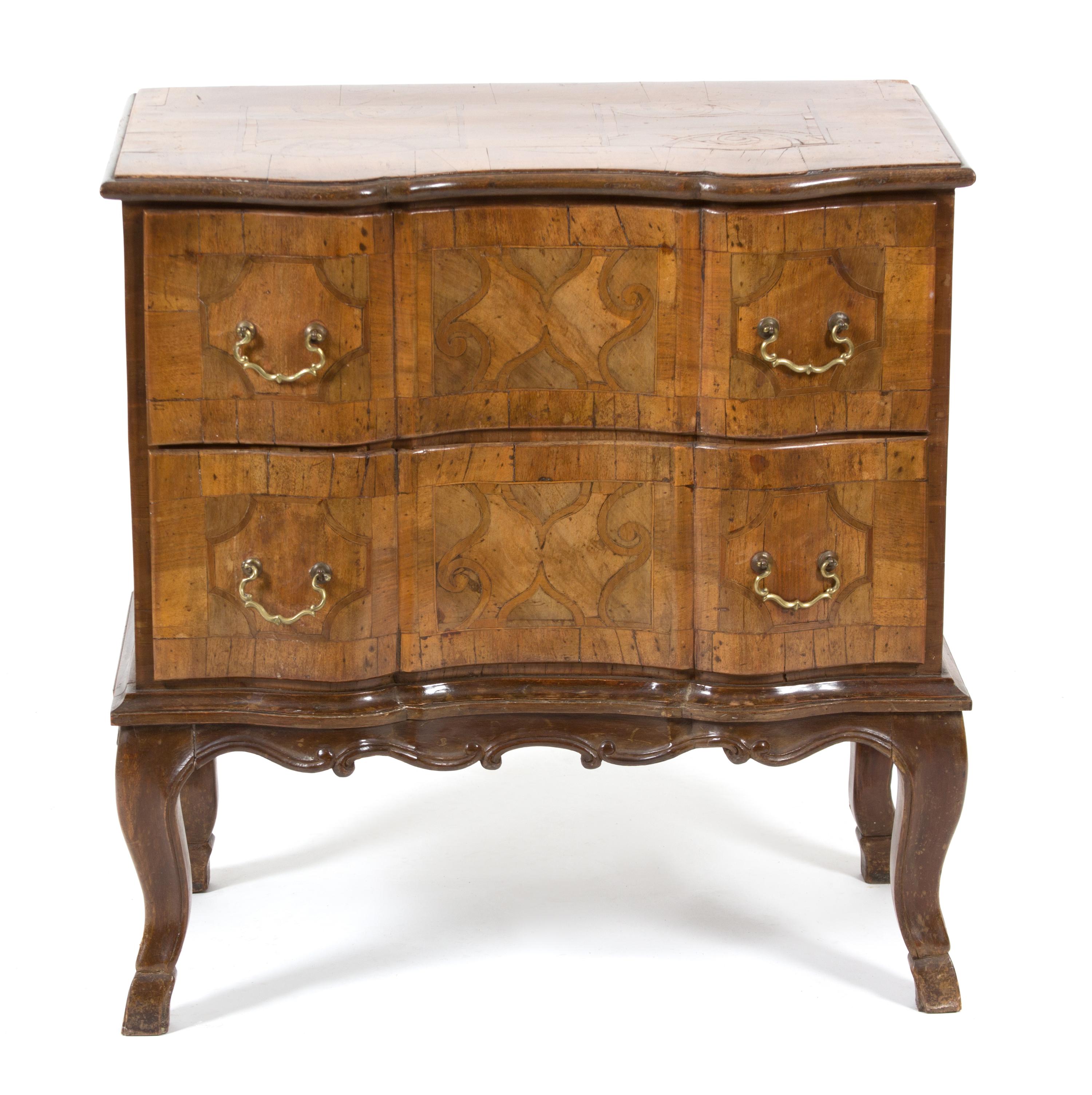 An Italian Rococo Style Walnut Chest of Drawers Height 31 1/4 x width 30 x depth 17 3/4 inches. — EARLY 20TH CENTURY