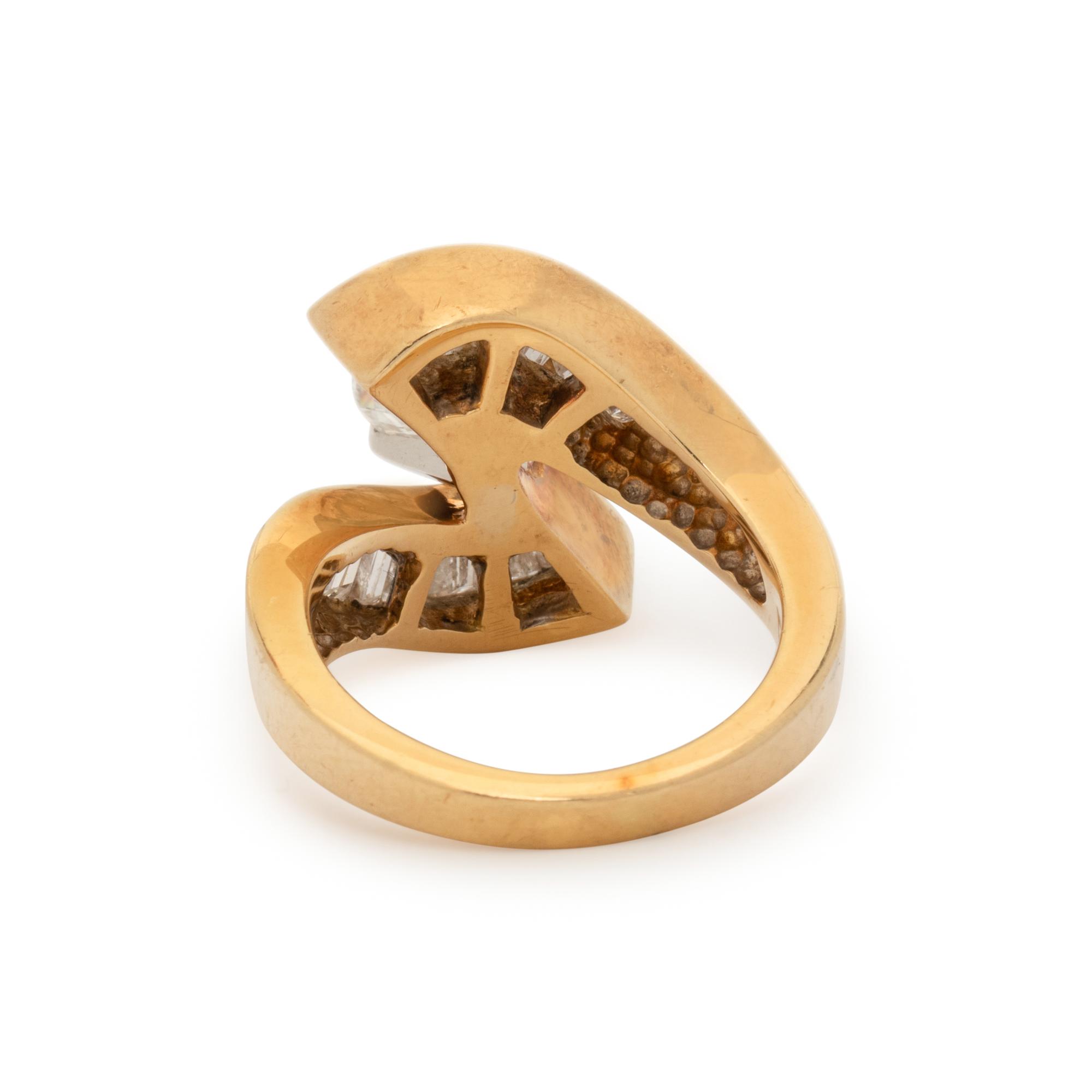 DIAMOND RING