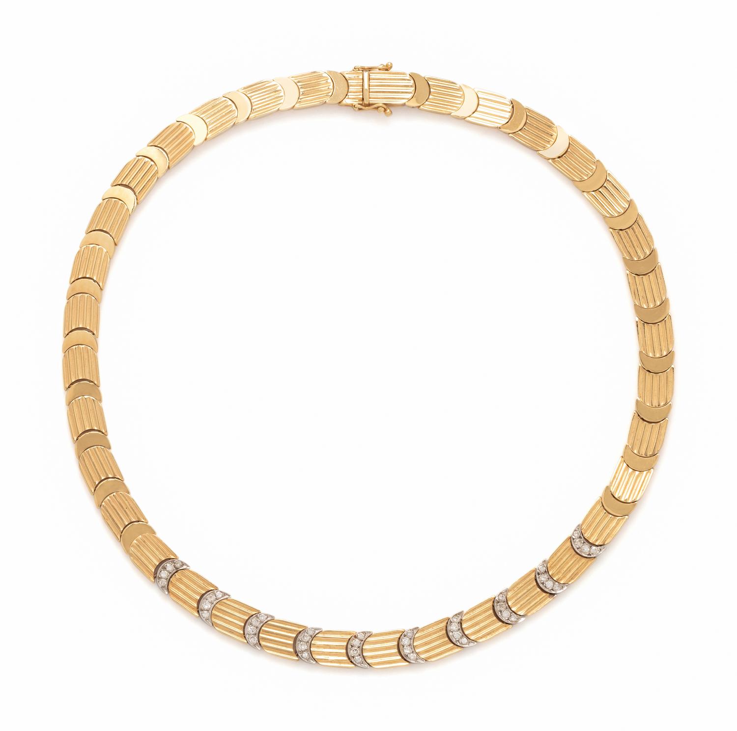 YELLOW GOLD AND DIAMOND NECKLACE