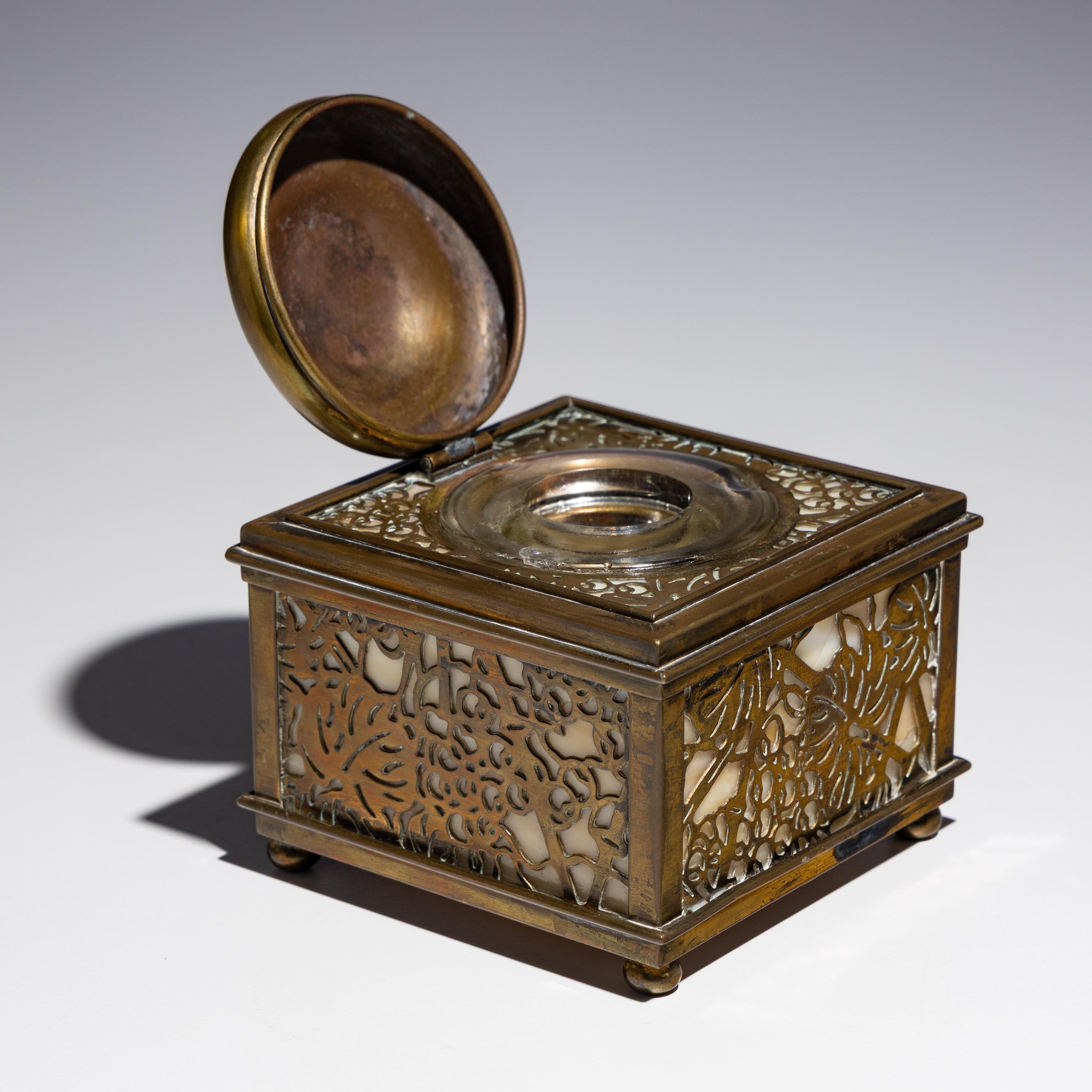Tiffany Studios New York (American, 1880–1930) — Grapevine Inkwell, c. 1910