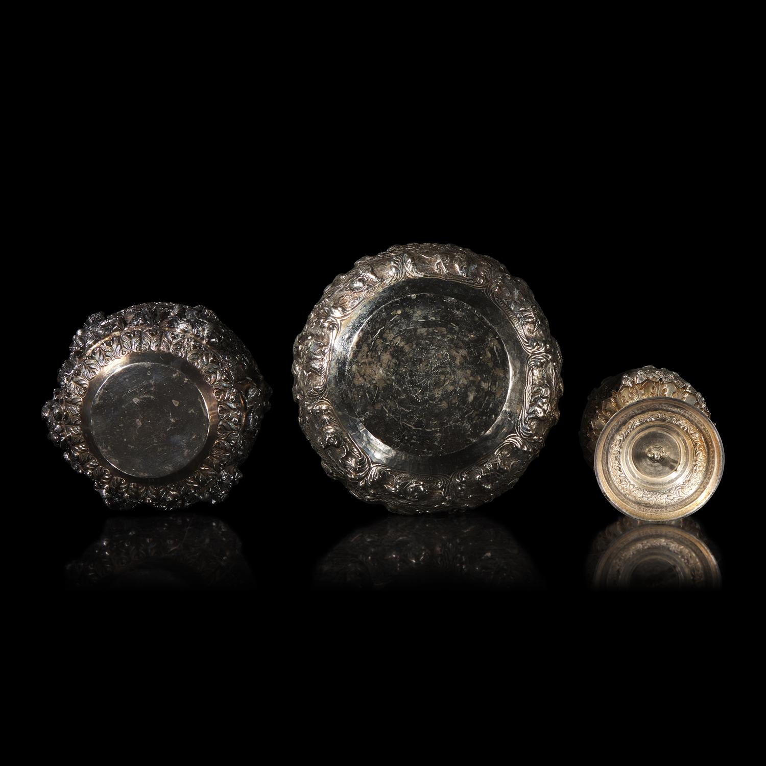 A Burmese Silver Bowl, a Silver Covered Vessel, and a Metal Bowl, Late 19th to 20th Century — 十九世紀晚期-二十世紀 緬甸銀及金屬器一組三件