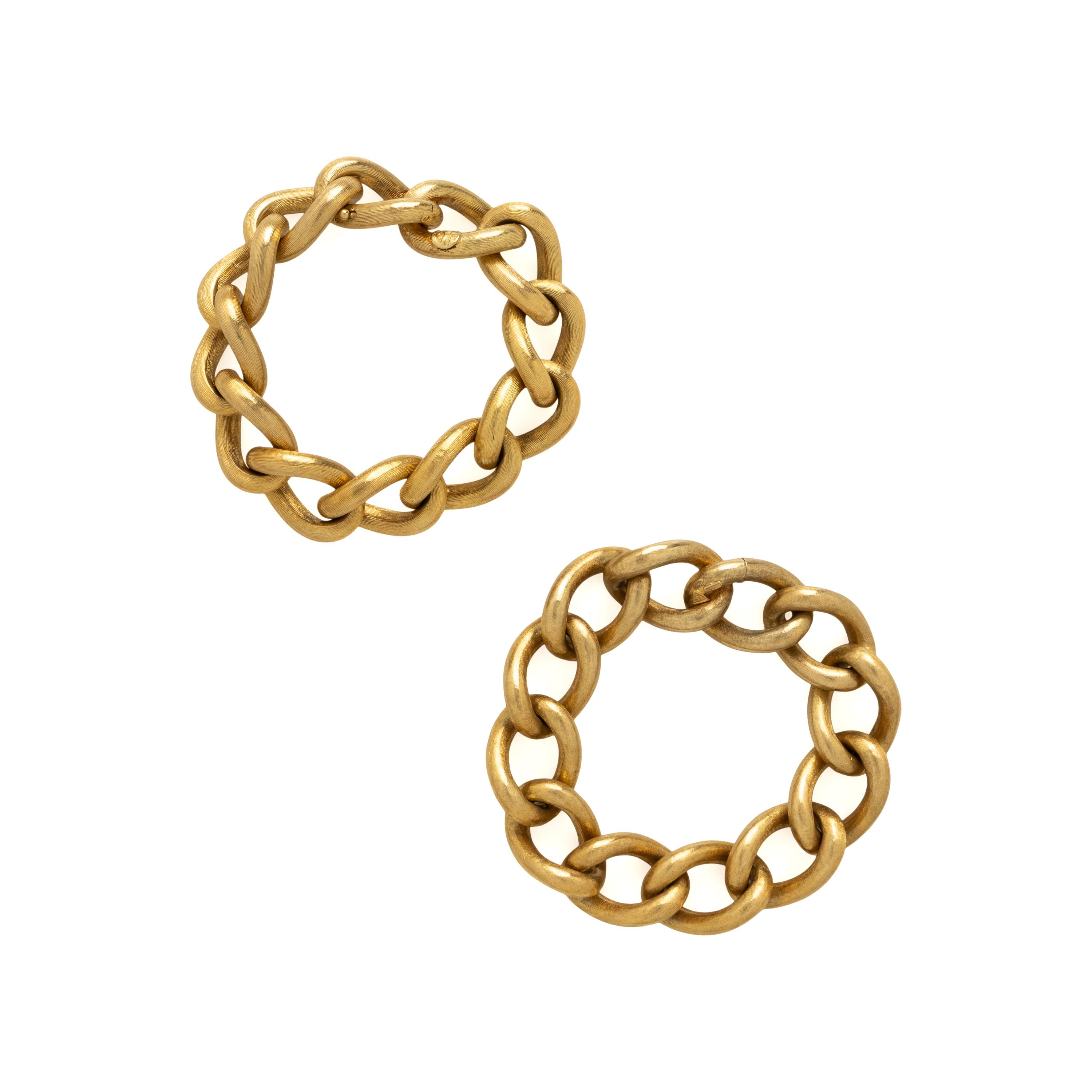 Convertible Yellow Gold Curb Link Necklace