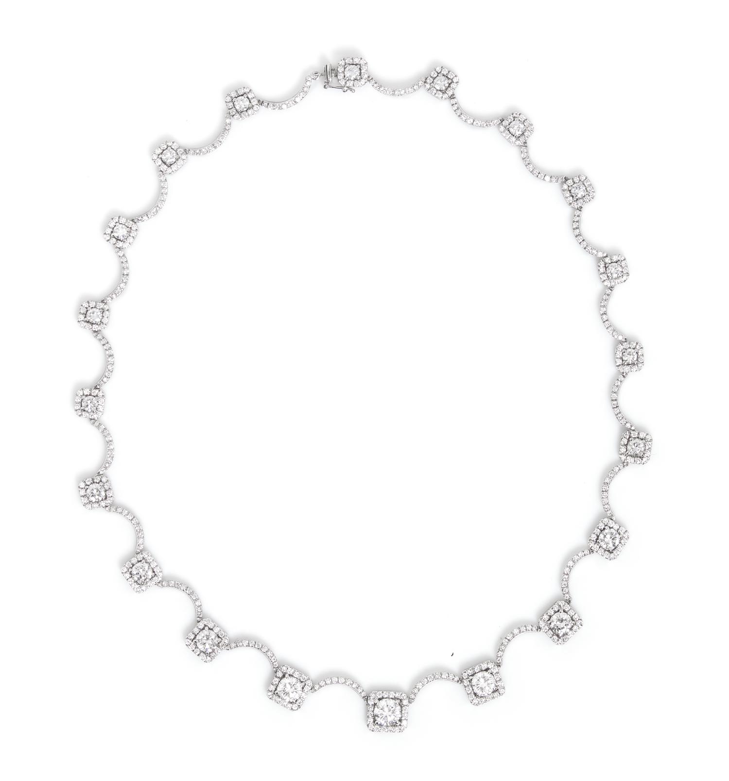 An 18 Karat White Gold and Diamond Necklace, 25.90 dwts.