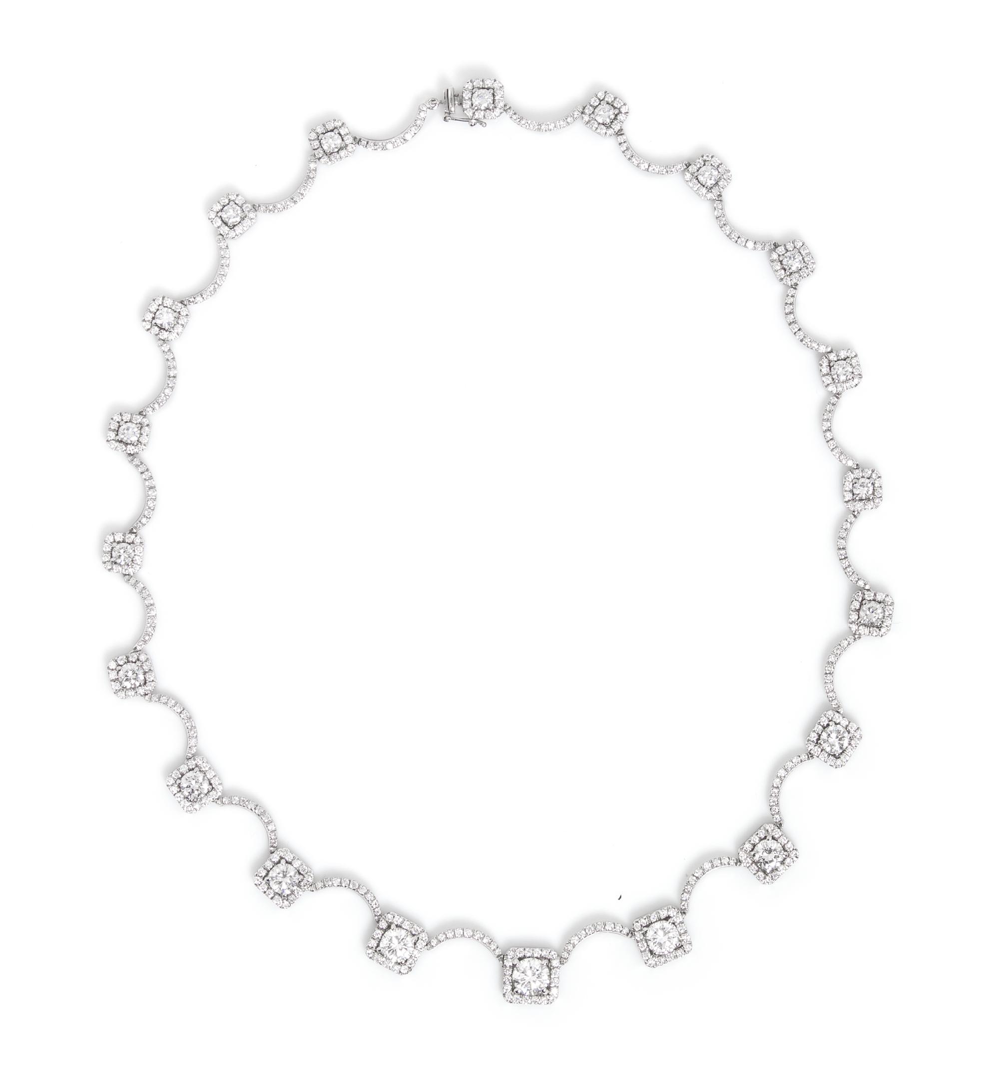 An 18 Karat White Gold and Diamond Necklace, 25.90 dwts.