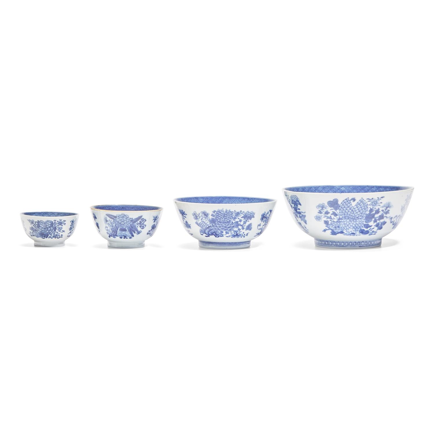 A Group of Eleven Chinese Export Porcelain Blue Fitzhugh Bowls of Various Sizes
