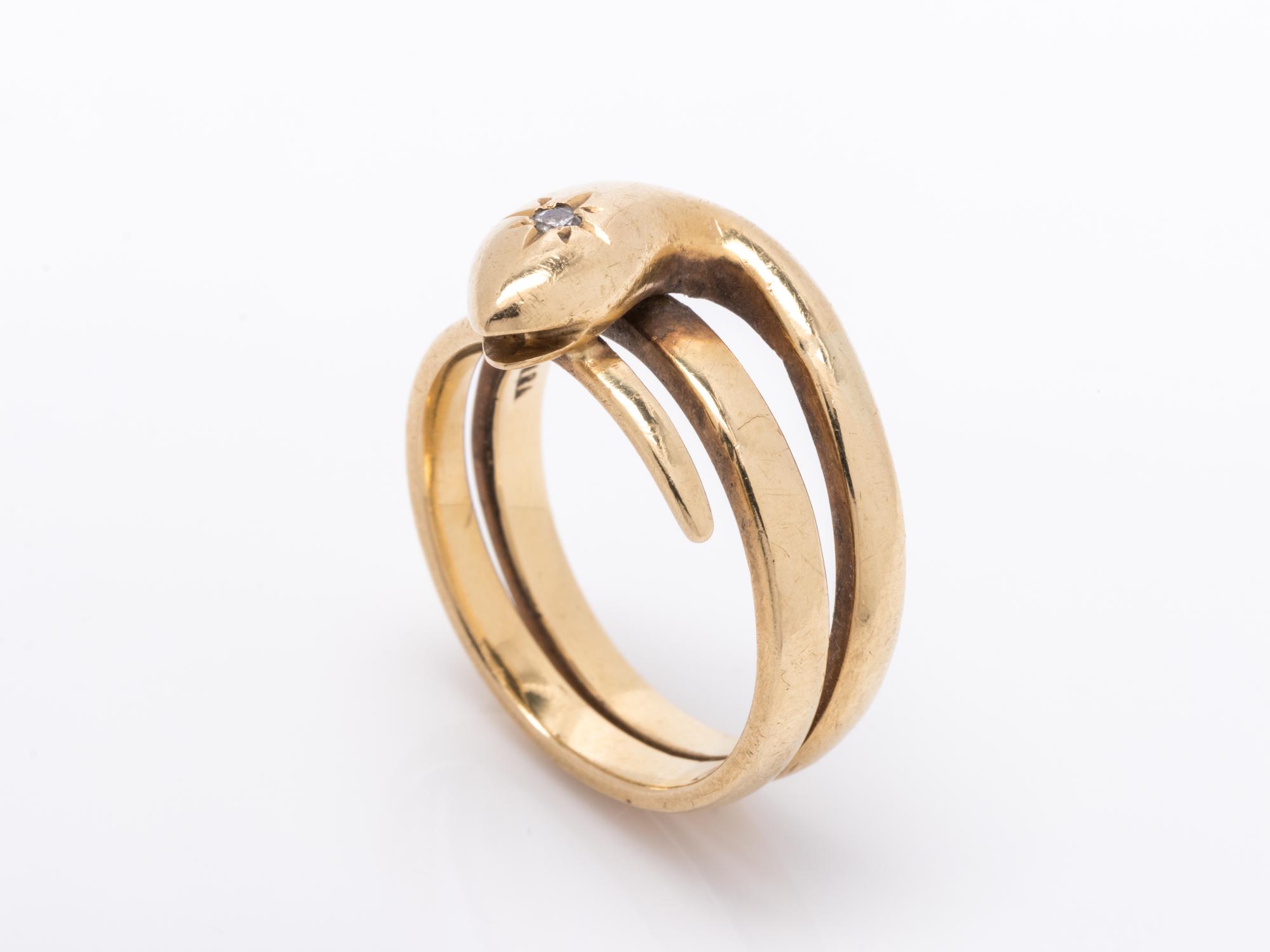 YELLOW GOLD AND DIAMOND SNAKE RING
