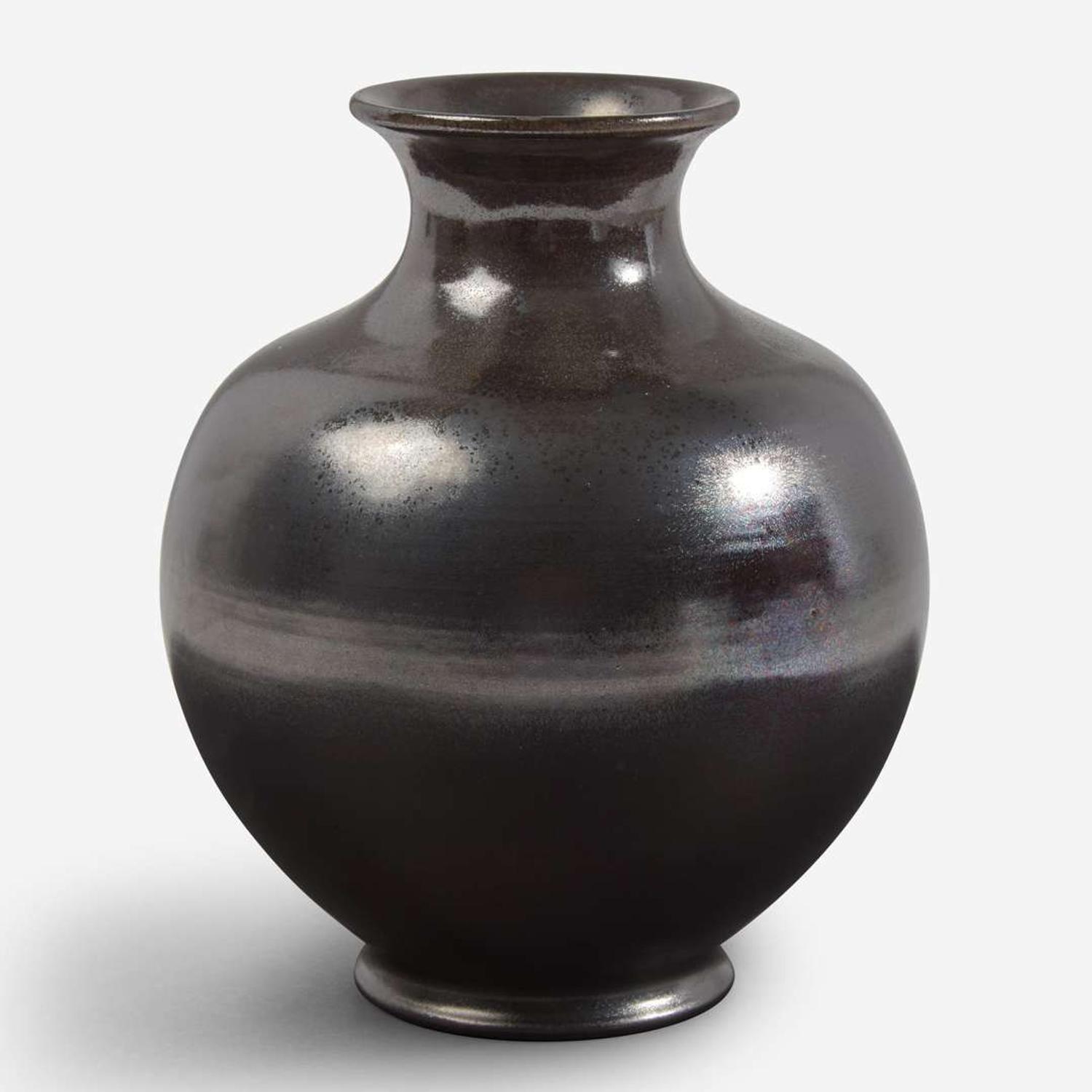 Charles Fergus Binns (British-American, 1857-1934) Fine Baluster Vase, USA, 1930