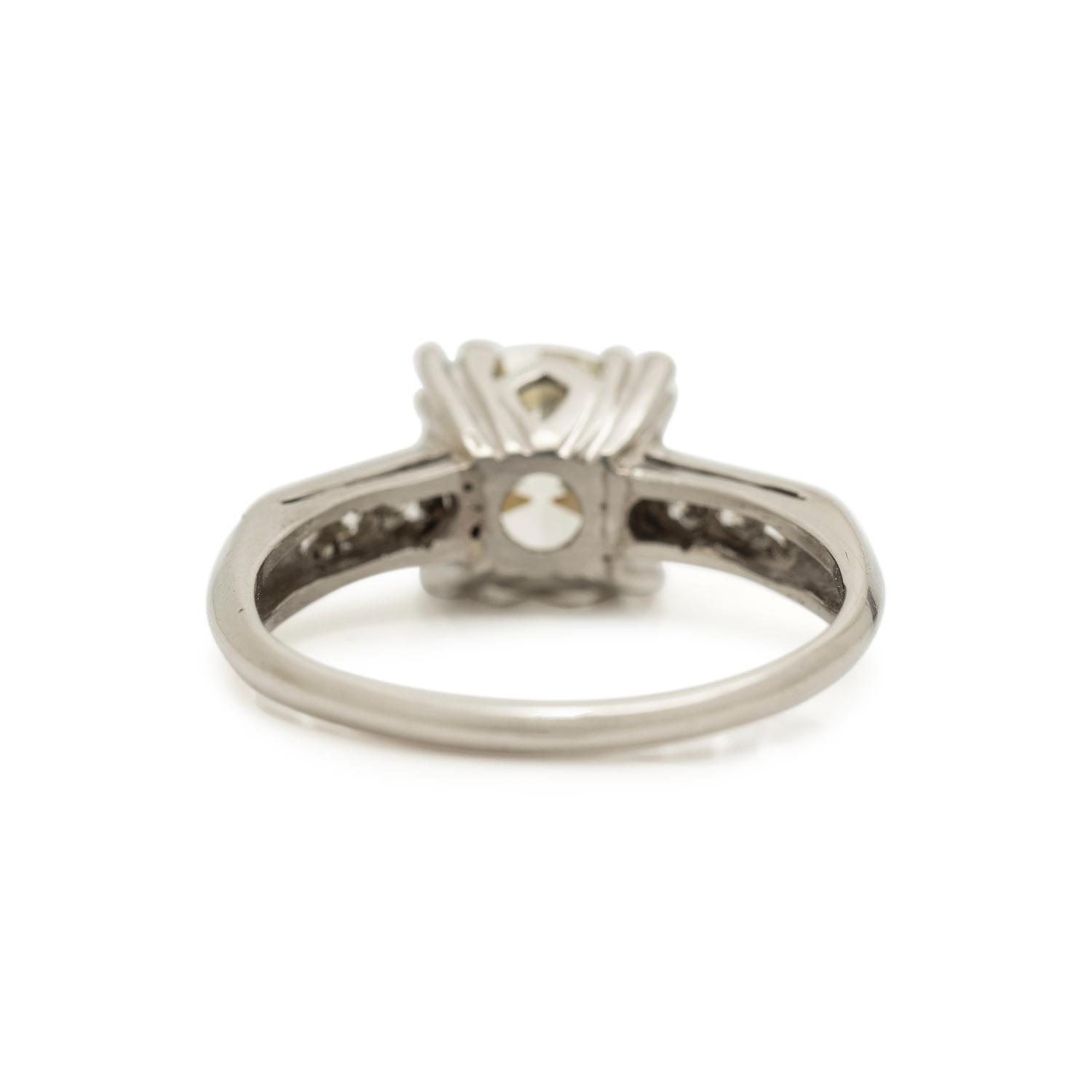 DIAMOND RING