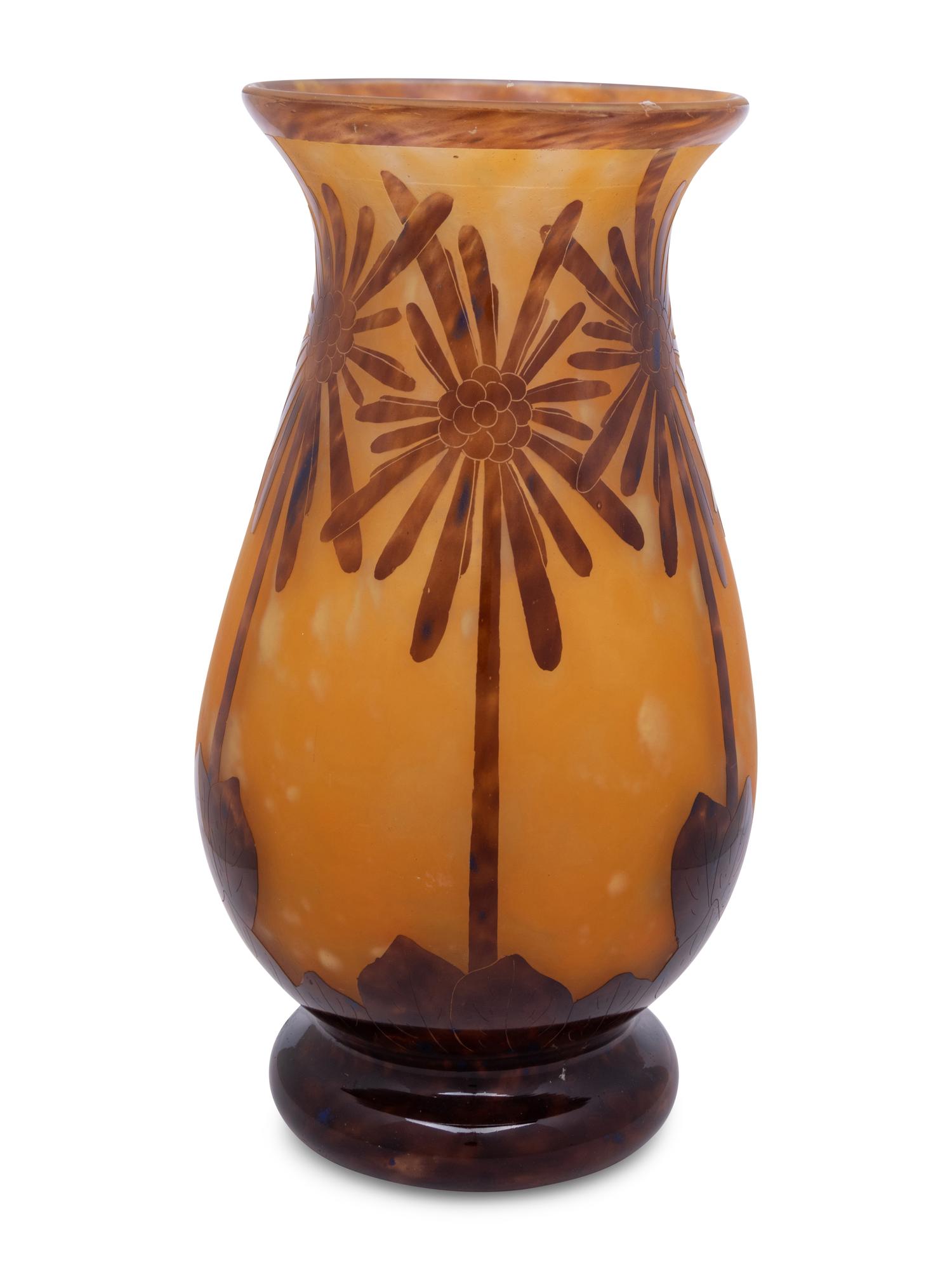 A Le Verre Français Charder Cameo Glass Vase