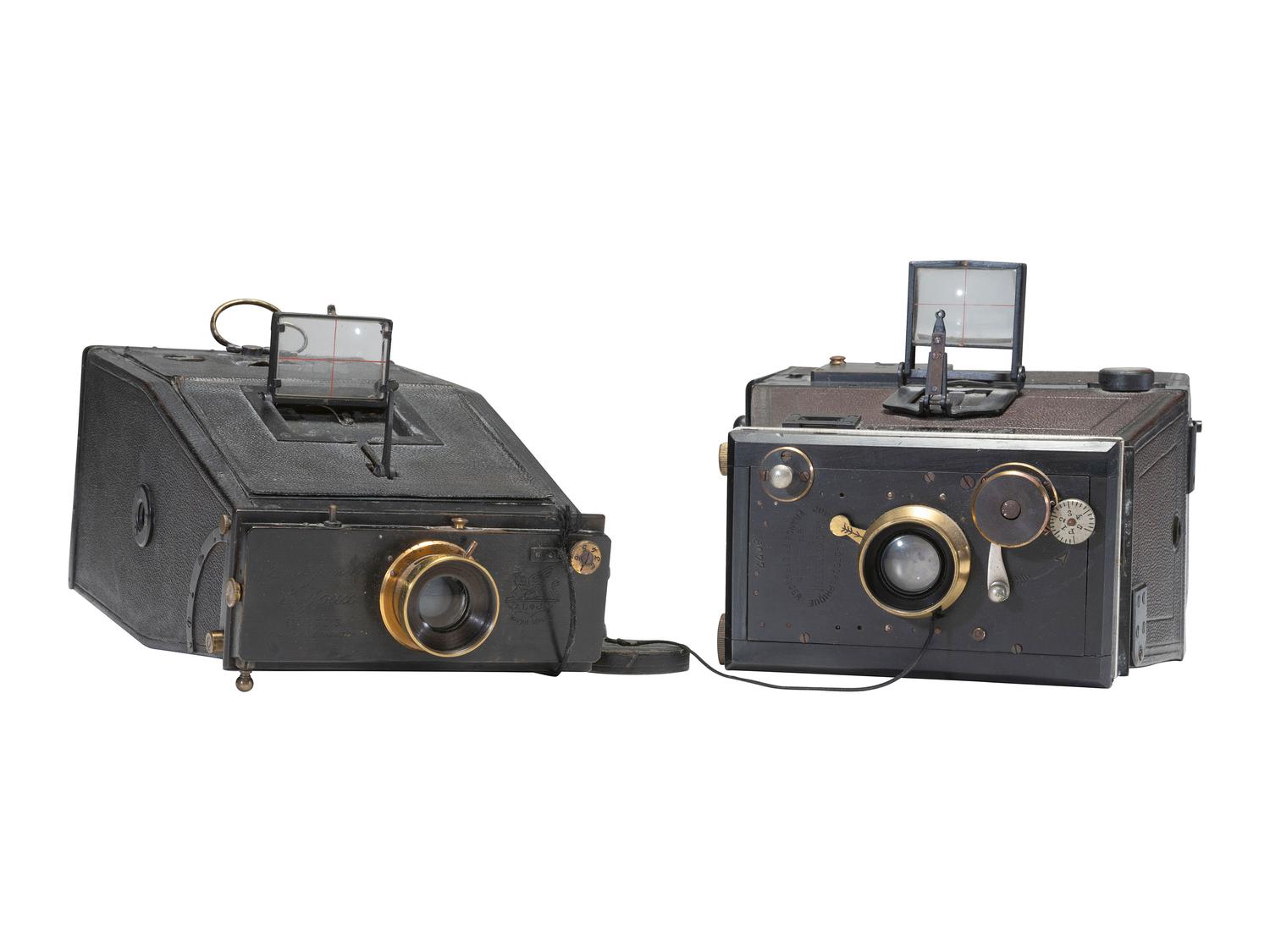 [CAMERAS]. Two French cameras, incl. Steno-Jumelle and Mackenstein.