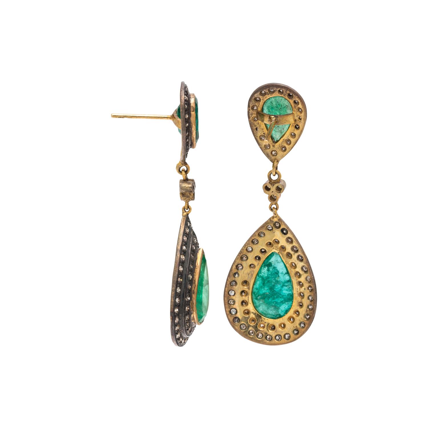 EMERALD AND DIAMOND EARRINGS