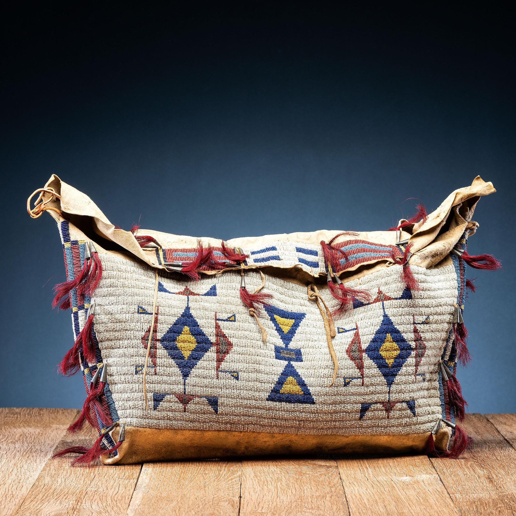 Sioux Beaded Hide Possible Bag
