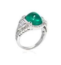 A Platinum, Emerald and Diamond Ring, 5.00 dwts.