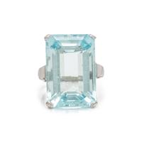 AQUAMARINE AND DIAMOND RING