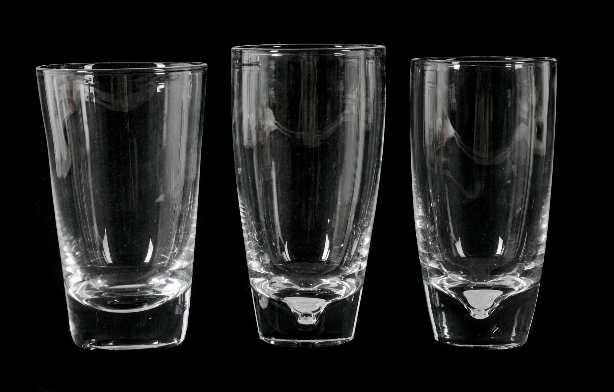 Twelve Steuben Tall Glasses Height 5 3/4 inches. — 20TH CENTURY
