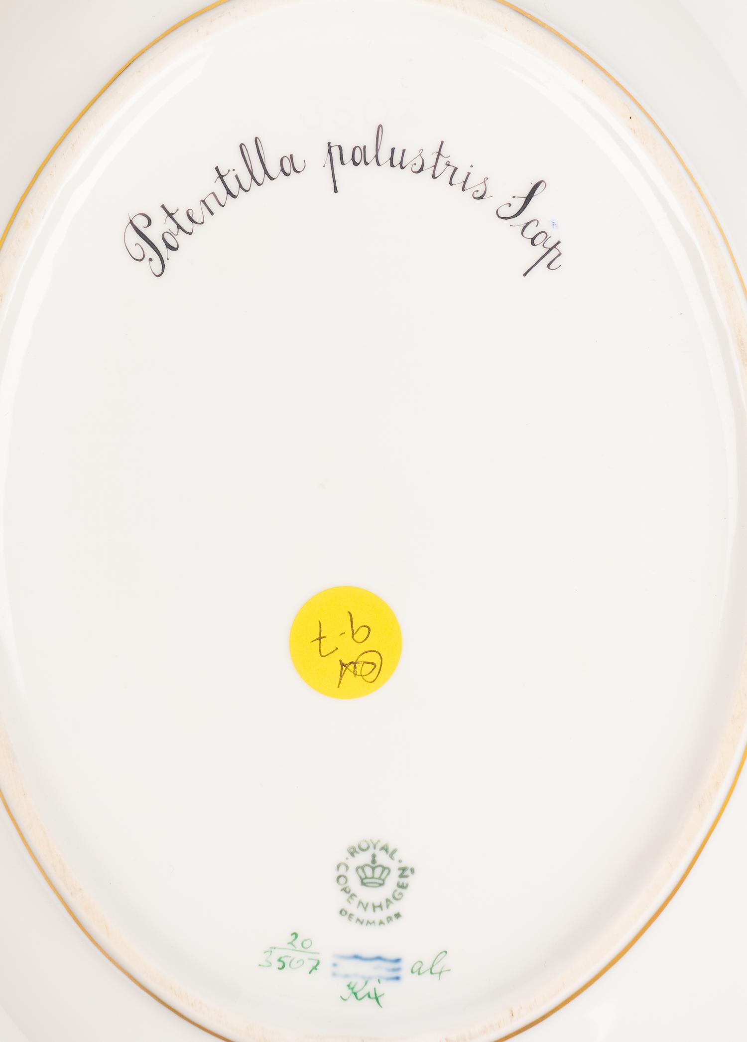 A Pair of Royal Copenhagen Flora Danica Porcelain Oval Vegetable Bowls