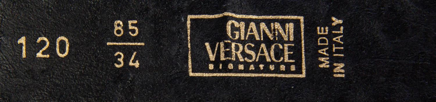 A Gianni Versace Black Leather Belt, Size 85/34.
