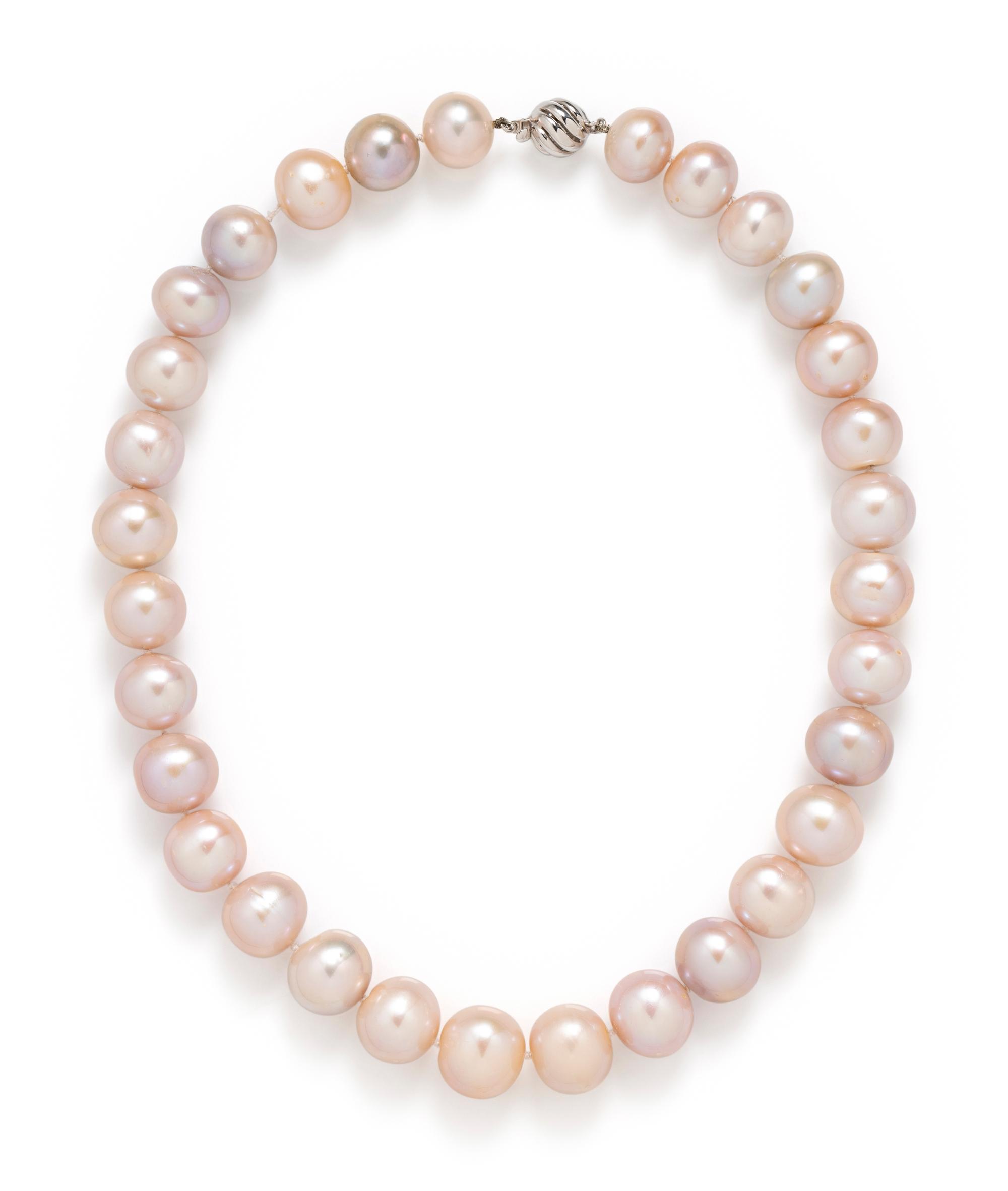 CULTURED PEARL NECKLACE