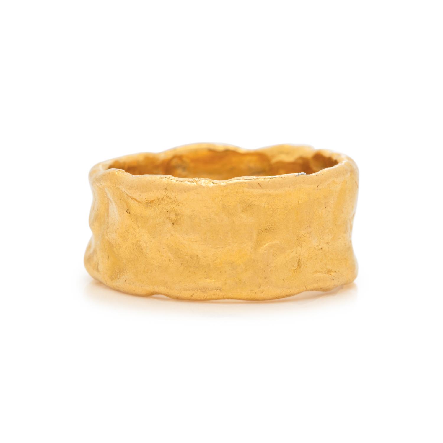JEAN MAHIE, HIGH KARAT YELLOW GOLD RING