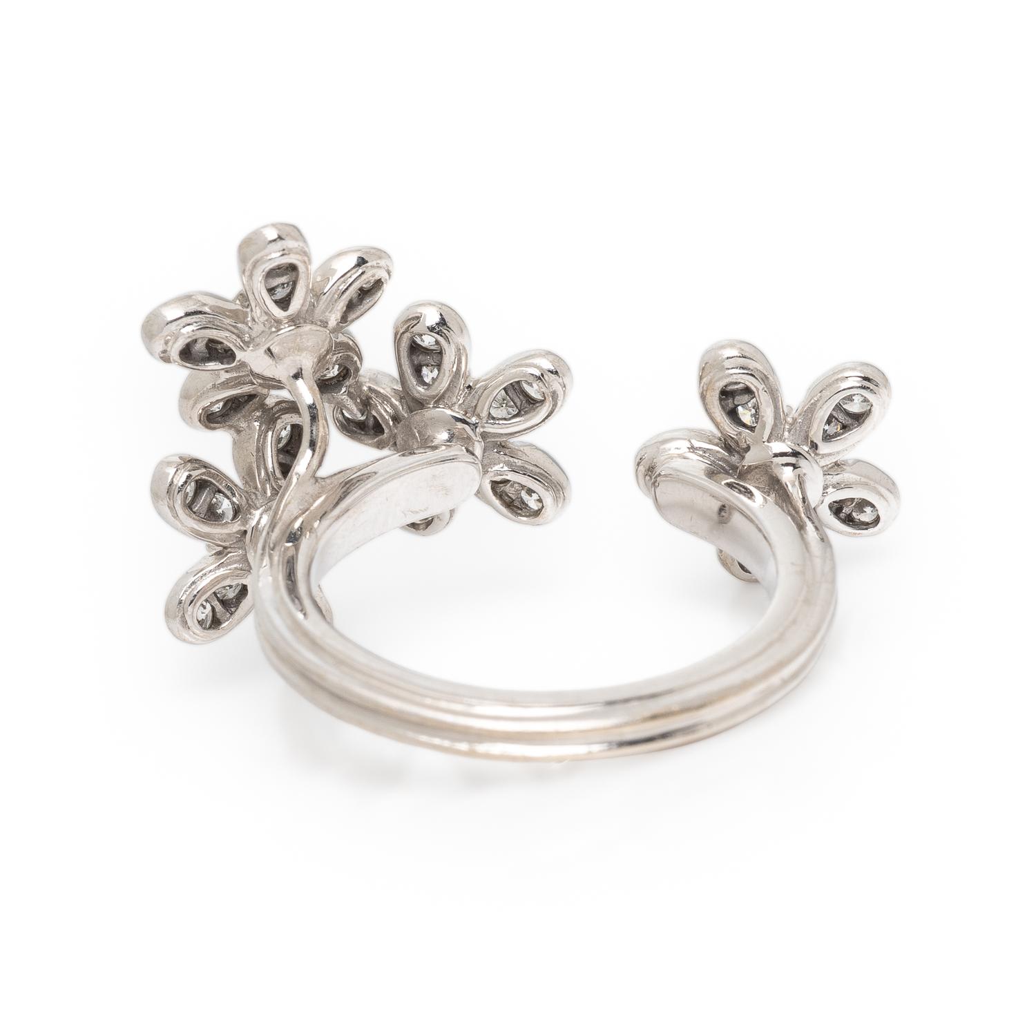 Van Cleef & Arpels, Diamond and White Gold 'Socrate' Between the Finger Ring