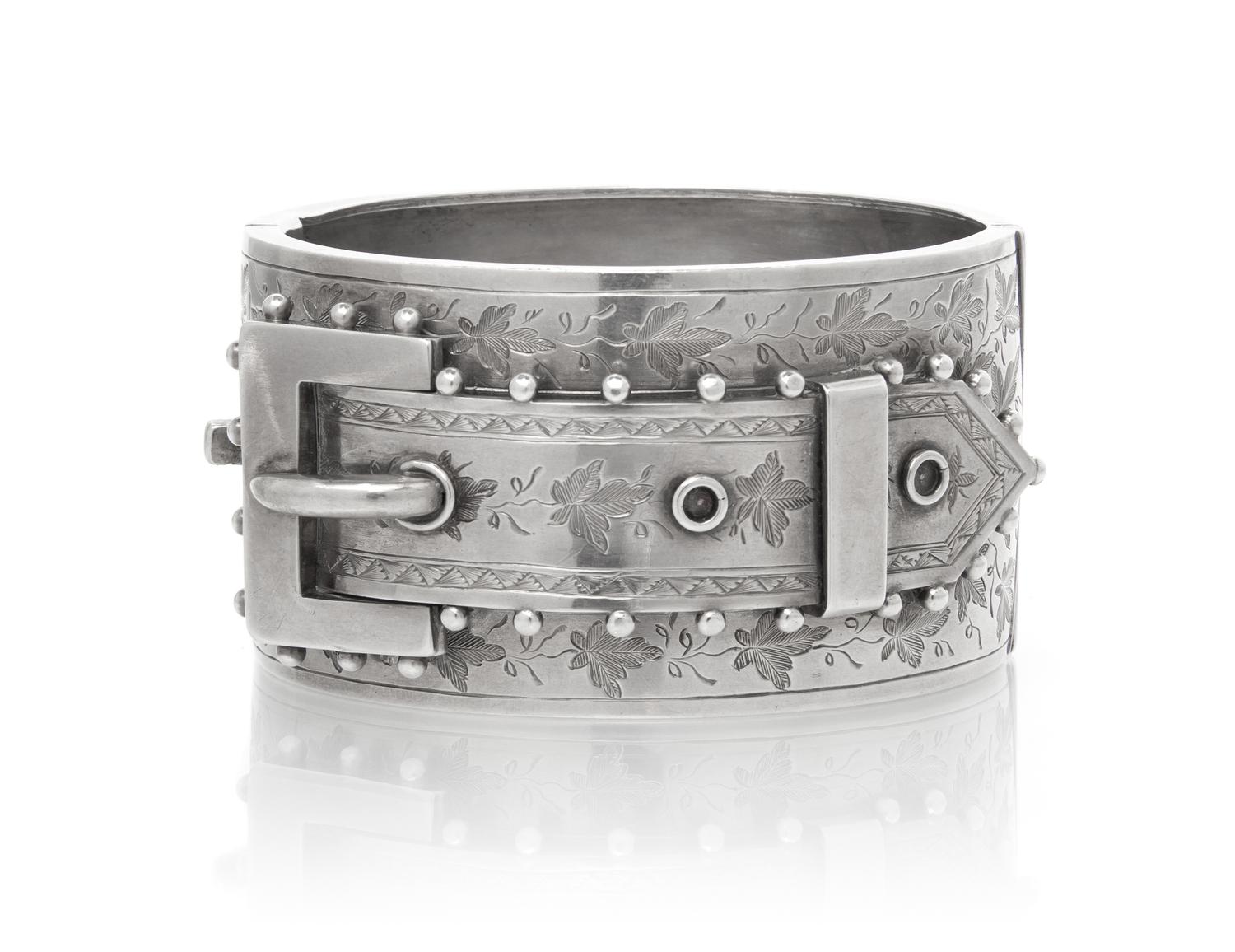 An Antique Sterling Silver Belt Motif Bracelet, 40.50 dwts.