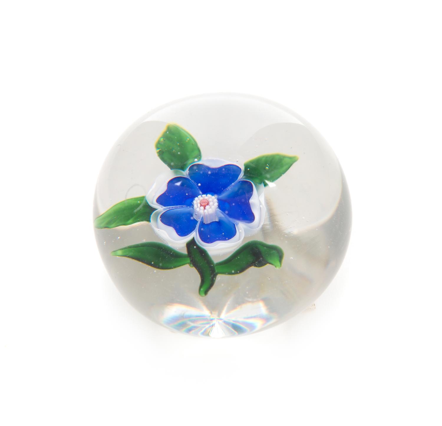 Baccarat, , a small dogrose paperweight