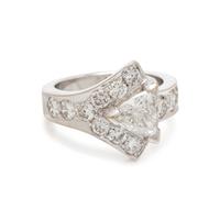 DIAMOND RING