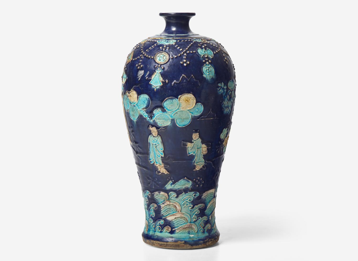 A Chinese Fahua 'Figural' Vase, Meiping