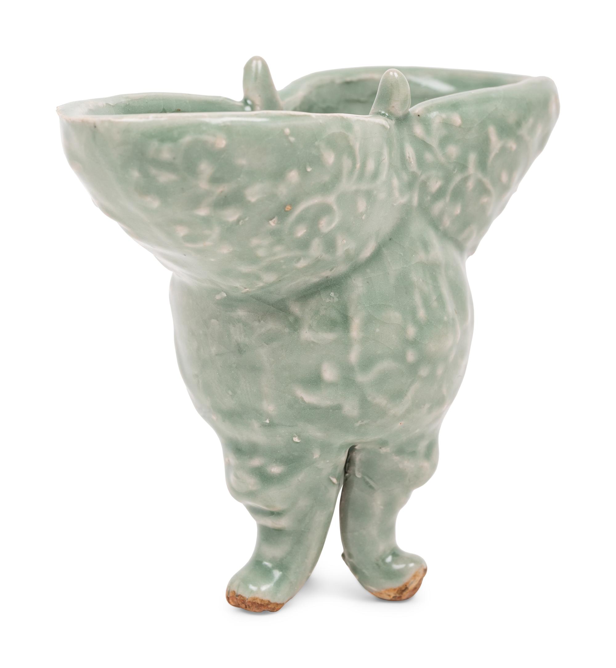A Longquan Celadon Glazed Porcelain Jue -Form Cup