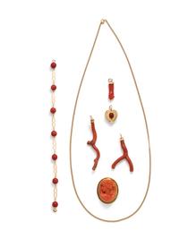 COLLECTION OF YELLOW GOLD AND CORAL JEWELRY