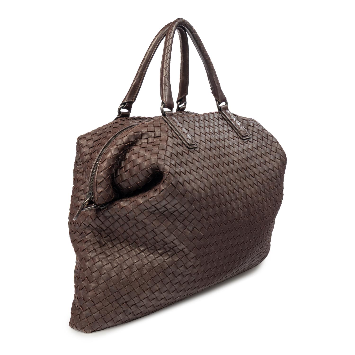 BOTTEGA VENETA, COLLAPSIBLE XL INTRECCIATO TOTE