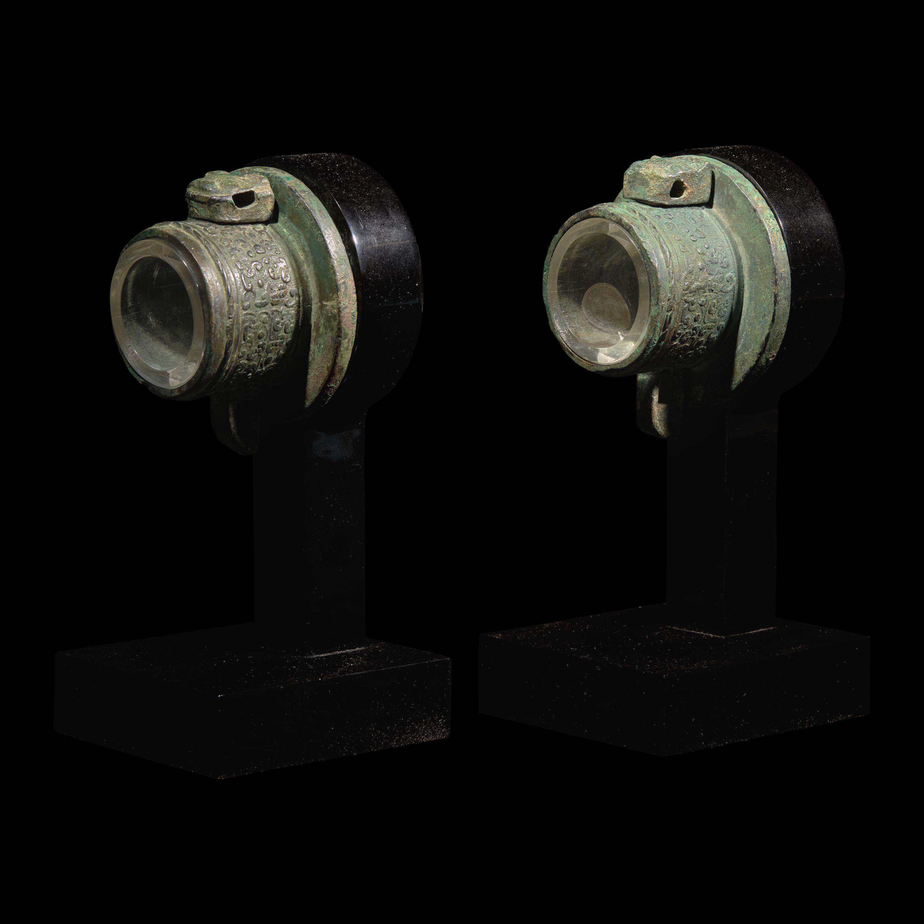 A Pair of Chinese Bronze Chariot Fittings, Warring States Period/Han Dynasty 戰國-漢 青銅獸面紋車 軎