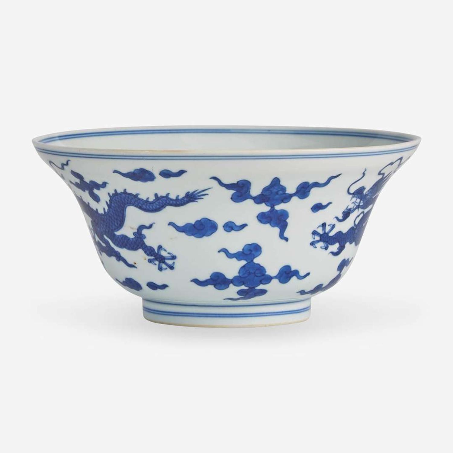 A Chinese blue and white porcelain "Dragons" ogee bowl 青花龙纹折腰盌 Qianlong six-character seal mark and of the period ????? ? ??