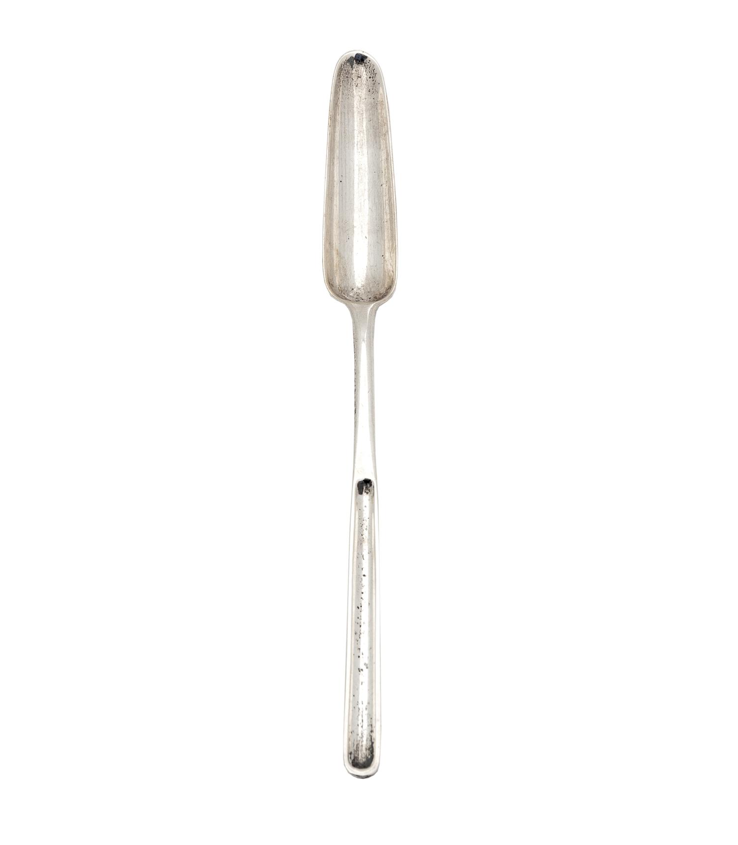 A George III Silver Marrow Scoop