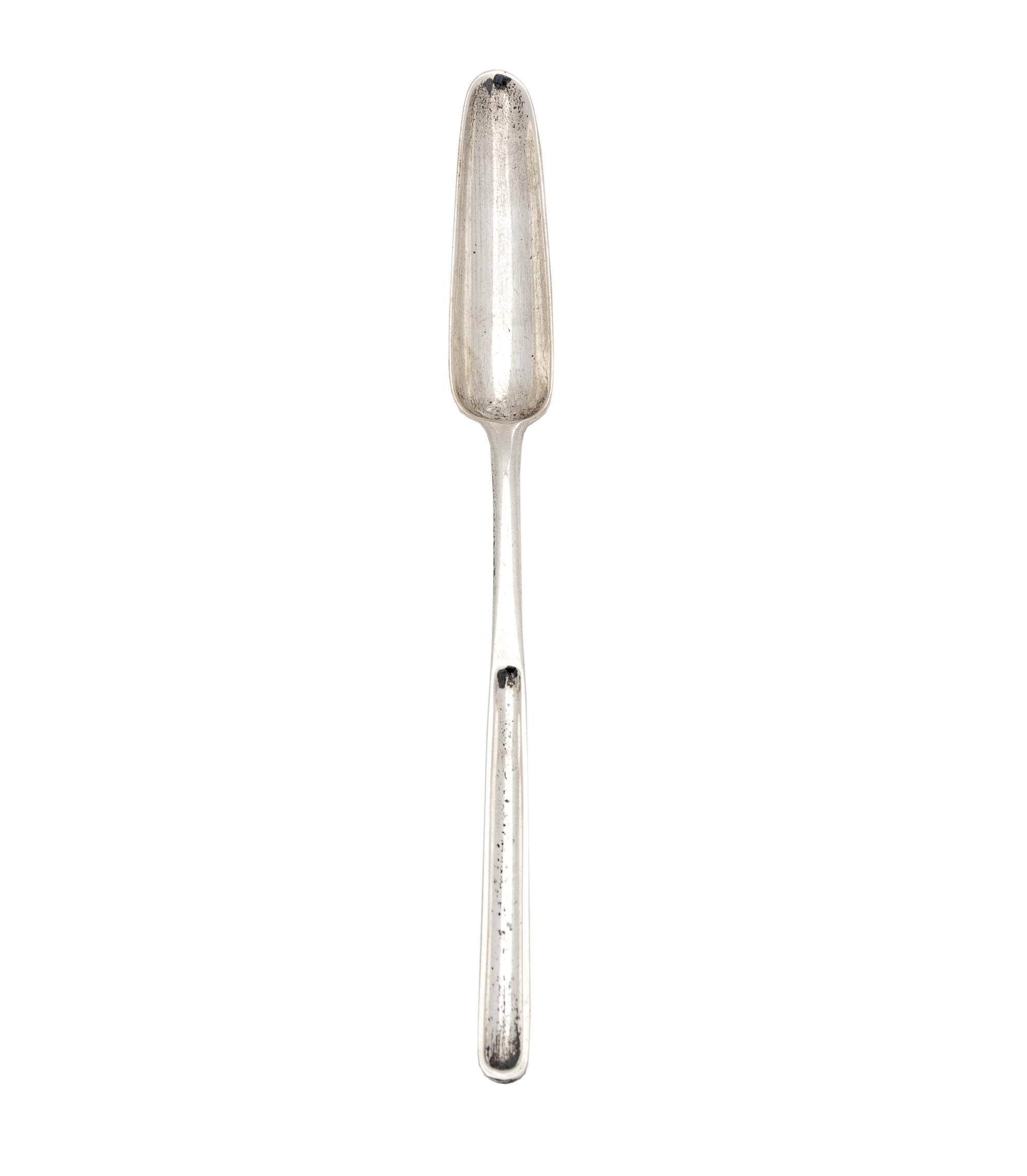 A George III Silver Marrow Scoop