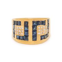 SAPPHIRE AND DIAMOND RING