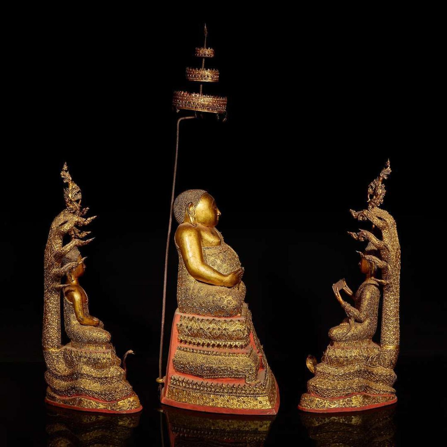 An associated Thai Rattanakosin-style gilt-lacquered bronze Buddhist triad 泰國銅鎏金佛像三尊