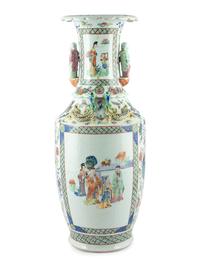 A Chinese Enameled Porcelain Vase