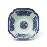 Three Chinese Export Porcelain Blue Fitzhugh Tablewares